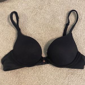 Victoria’s secret push up bra!!